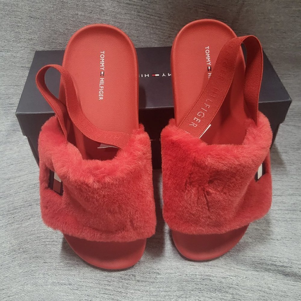 Tommy Hilfiger Women's Twhahna Faux Fur Logo Slingback Sandals